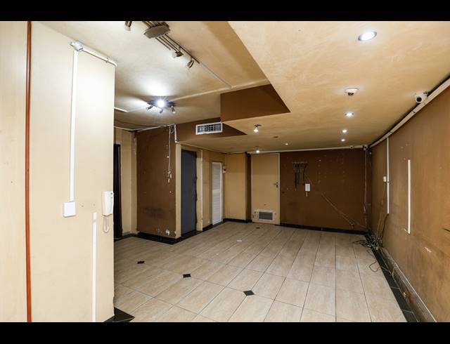 289M² OFFICE FOR SALE IN MORNINGSIDE